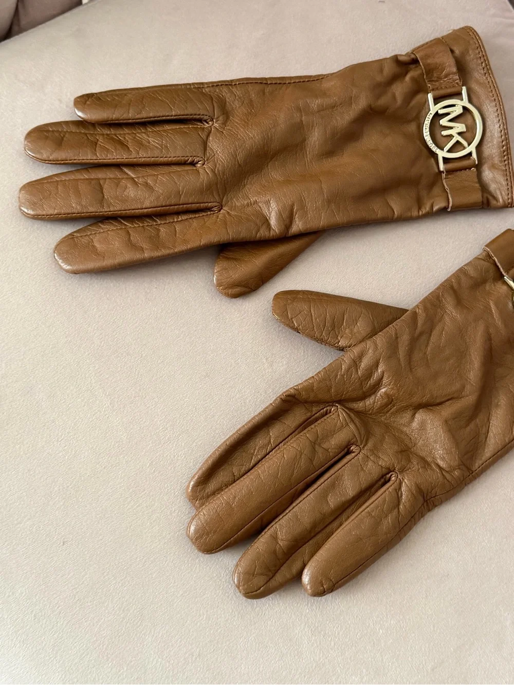 MICHAEL KORS Brown Leather & Gold MK Gloves Sz Medium